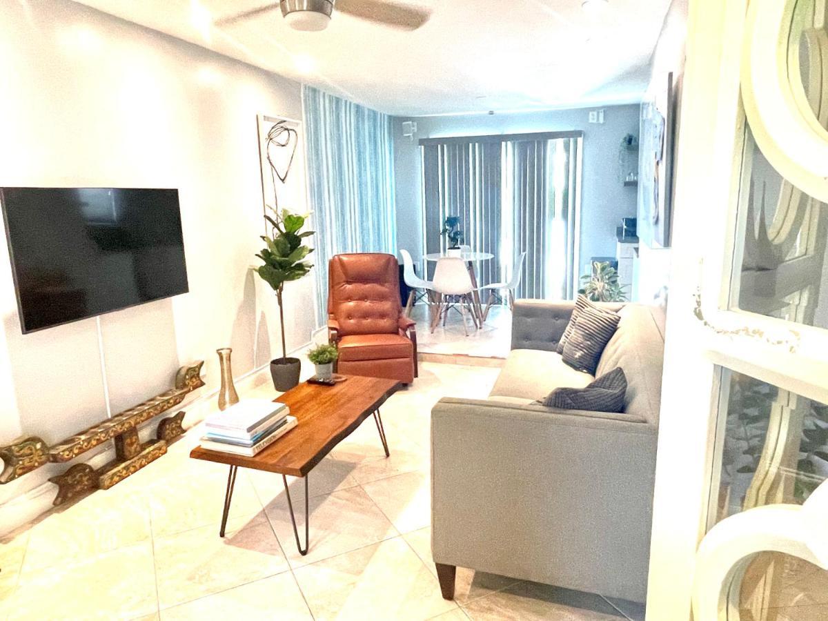 The Agustin Guesthouse - Men Only Clothing Optional Fort Lauderdale Exterior photo