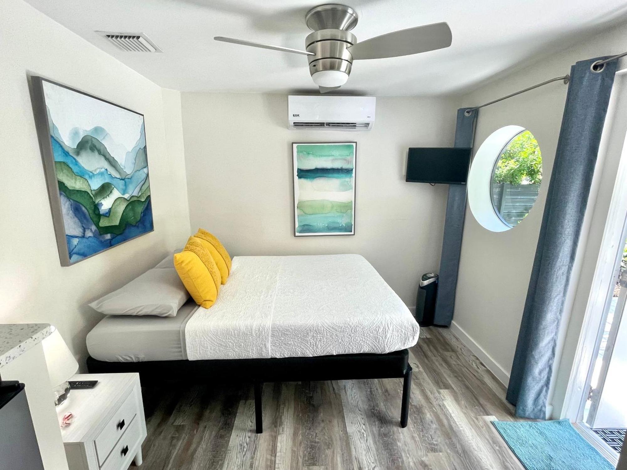 The Agustin Guesthouse - Men Only Clothing Optional Fort Lauderdale Exterior photo