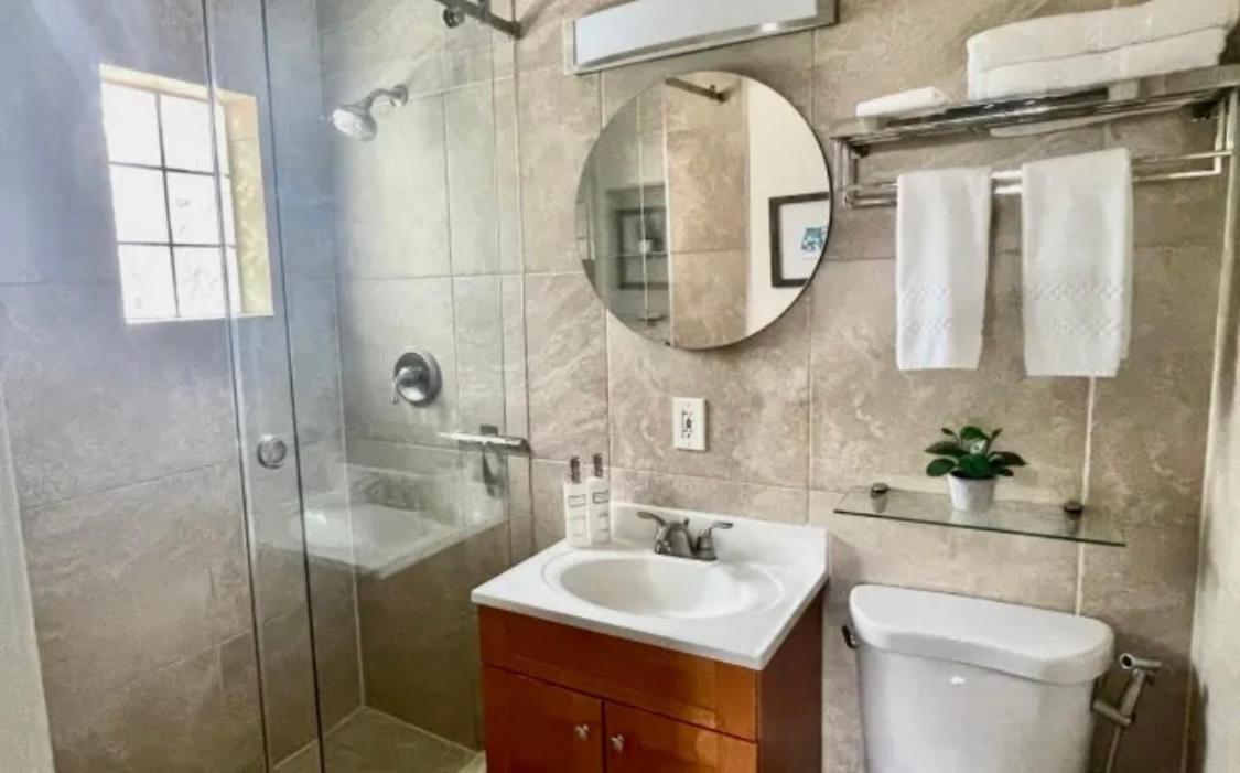 The Agustin Guesthouse - Men Only Clothing Optional Fort Lauderdale Exterior photo